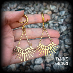 These beautiful witchy titanium 'Moon phase' gauged earrings feature gorgeous antique gold moon phase pendants with sun rays, nice and dangly, measuring just over 7.5cms from tip to tip, and weighing only 5 grams a piece .  This pair has been made on 6 gauge (4mm) surgical steel full curl hooks, to be worn in stretched lobes.