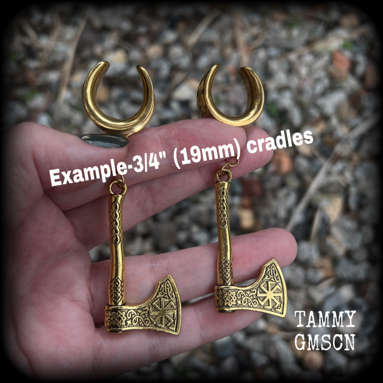 These awesome antique gold viking axe gauged earrings measure just under 8cms from tip to tip, weigh approx 10 grams each.
This pair have been made on 6 gauge 19mm surgical steel full cradles, to be worn in stretched lobes.