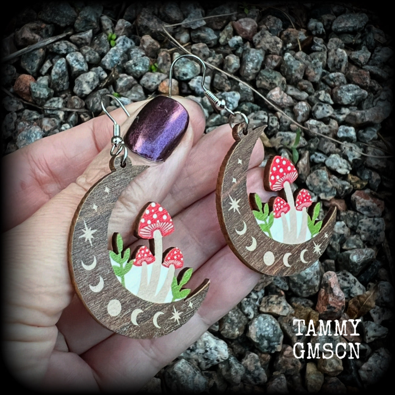 These adorable balsa wood mushroom and moon phase earrings measure in at just approx 6.5cms from tip to tip, and are nice and light weight, weighing only a few grams each.  This pair has been made with stainless steel french hooks, for pierced ears.