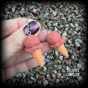 This pair of classic waffle cone ice cream earrings measures just under 6 cms from tip to tip, and weigh approx 5 grams a piece (not too heavy).

This pair have been made with stainless steel french hooks, for pierced ears.