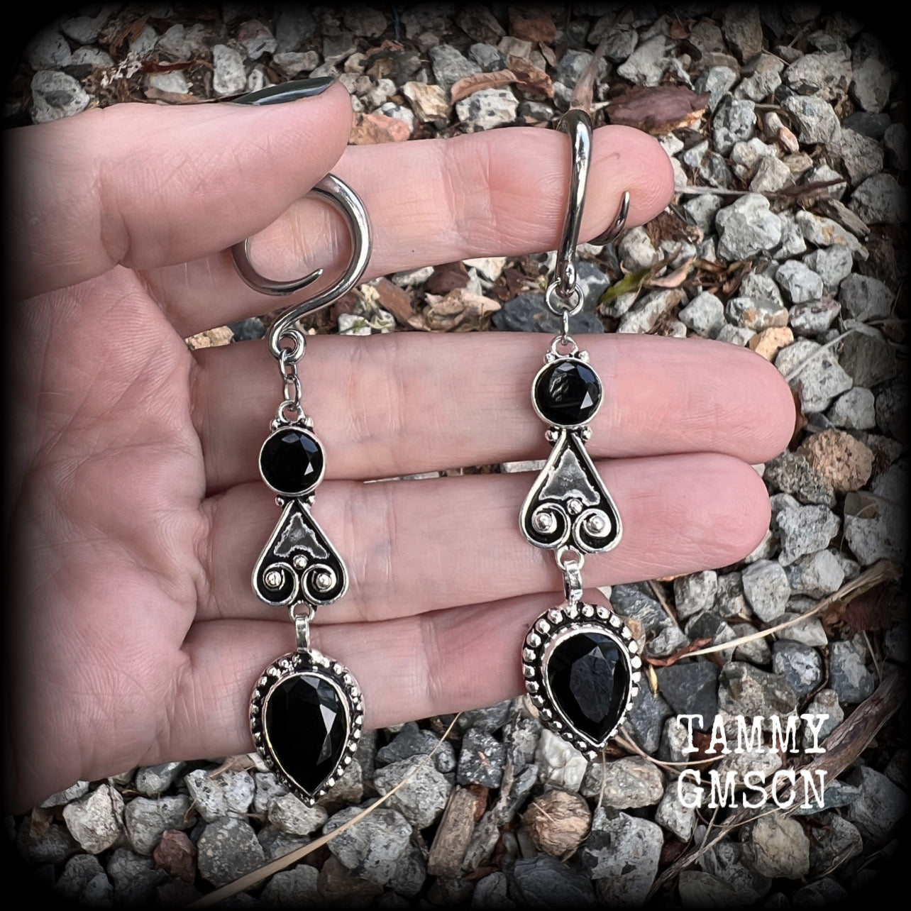 Black onyx gauged earrings-Gemstone ear gauges