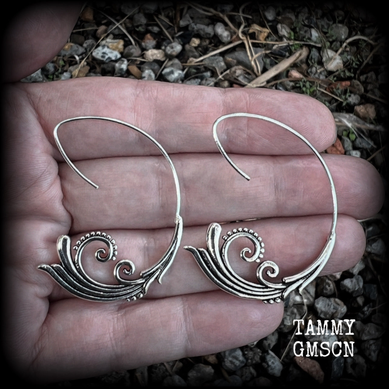 These gorgeous art nouveau inspired leafy hoop earrings are inspired by the Greek Goddess of love and beauty, Aphrodite, measuring just over 4cms from tip to tip and weighing only a few grams each.