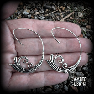 These gorgeous art nouveau inspired leafy hoop earrings are inspired by the Greek Goddess of love and beauty, Aphrodite, measuring just over 4cms from tip to tip and weighing only a few grams each.