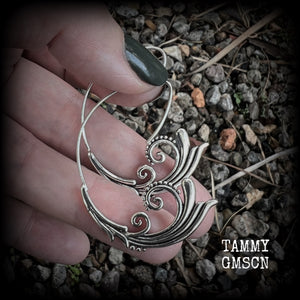 These gorgeous art nouveau inspired leafy hoop earrings are inspired by the Greek Goddess of love and beauty, Aphrodite, measuring just over 4cms from tip to tip and weighing only a few grams each.