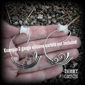 These gorgeous art nouveau inspired leafy hoop earrings are inspired by the Greek Goddess of love and beauty, Aphrodite, measuring just over 4cms from tip to tip and weighing only a few grams each.