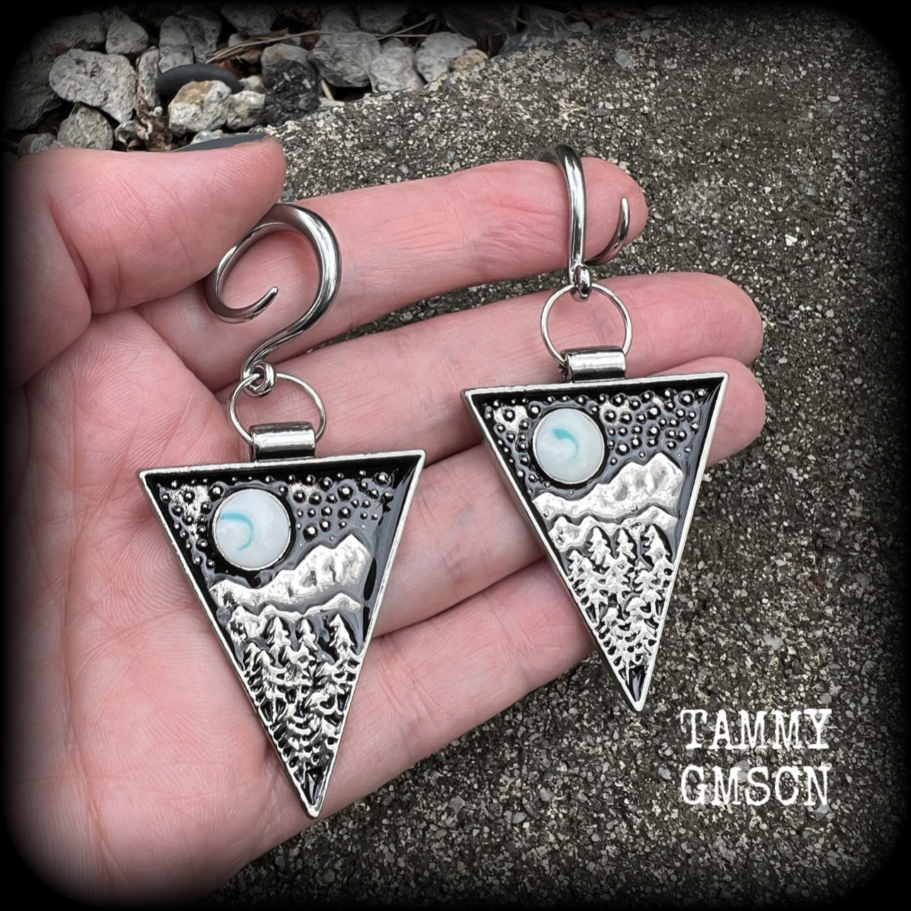 Tunnel earrings Tunnel dangles Mountain Fir tree ear weights 6 gauge Stretched lobes Body jewelry 4mm 6mm 8mm 10mm 12mm 14mm 16mm 19mm 22mm 25mm 28mm 30mm ear gauges Stretched ears Stretched lobes Cottagecore Goblincore Whimsigoth Pagan Druid Wicca