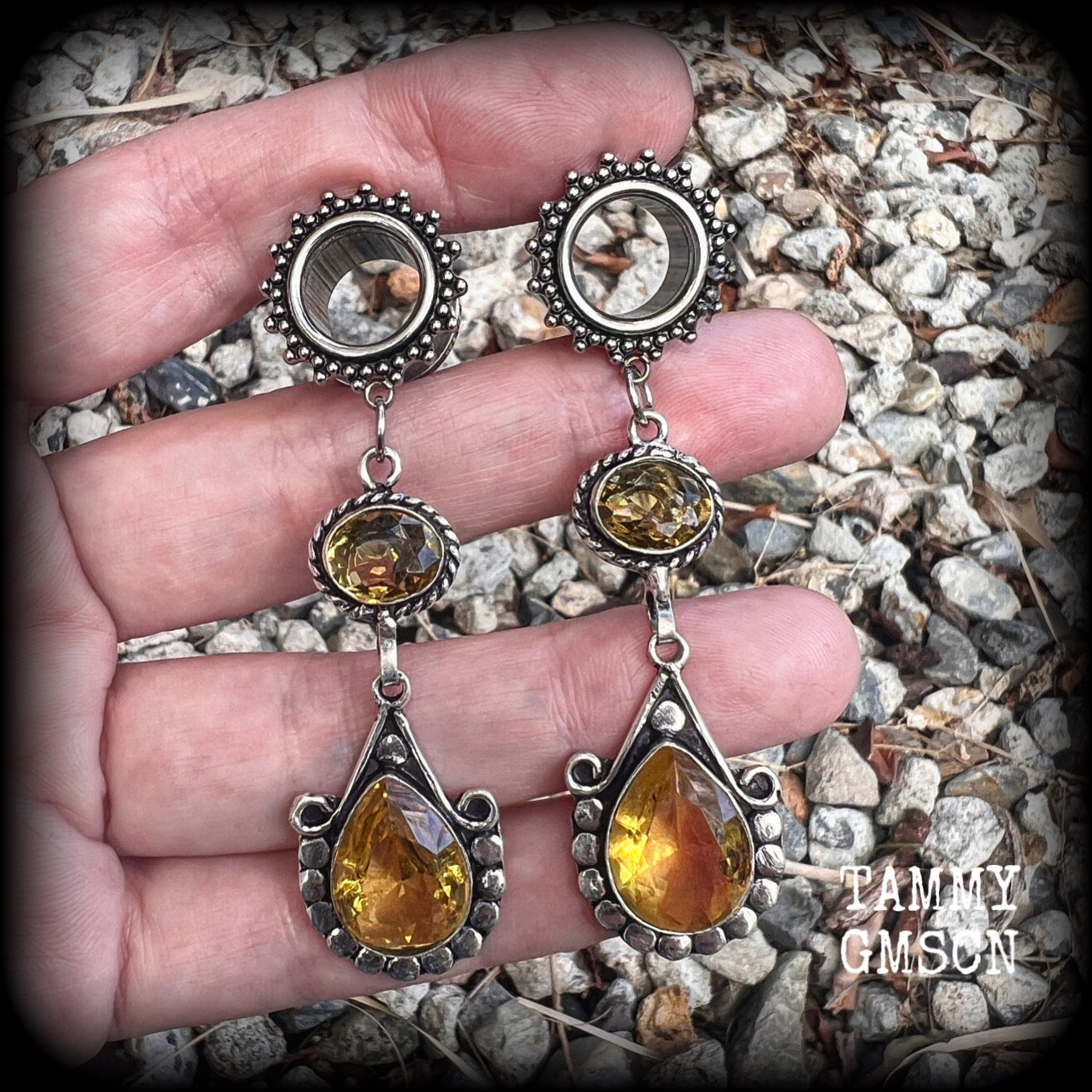 Citrine ear weights 12mm tunnel earrings Body jewelry Gemstone ear gauges 6g 2g 0g 00g 1/2 9/16 5/8 3/4 7/8 1 1.10 1.18 Whimsygoth Ear hangers Stretched ears Stretched lobes Gauged ears hangers 4mm 6mm 8mm 10mm 12mm 14mm 16mm 19mm 22mm 25mm 28mm 30mm