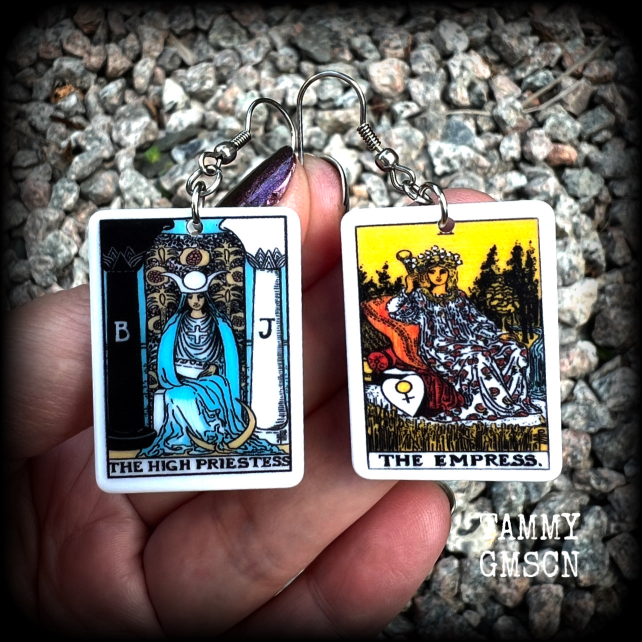 These classic Major Arcana earrings feature lightweight acrylic 'High Priestess' and ‘Empress’ tarot card charms, measuring just under 6cms from tip to tip and weighing only a gram or two each.

This pair has been made with stainless steel french hooks, suitable for pierced ears.