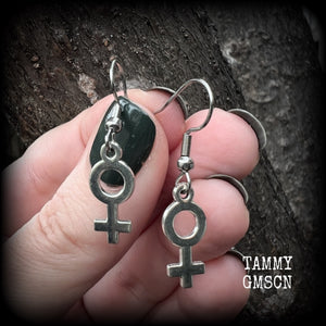 These lovely little antique silver Venus symbol earrings are nice and lightweight (at a gram or two each), measuring approx 3.5cms from tip to tip.
This pair has been made on stainless steel french hooks, for pierced ears.