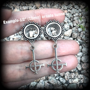 These gorgeous tunnel earrings feature antique silver Ghost Grucifix charms, weighing approx 6 grams each, and measuring approx 4.5cms from tip to tip.  This pair have been made on 1/2" (12mm) ornate surgical steel tunnels, suitable for stretched lobes.