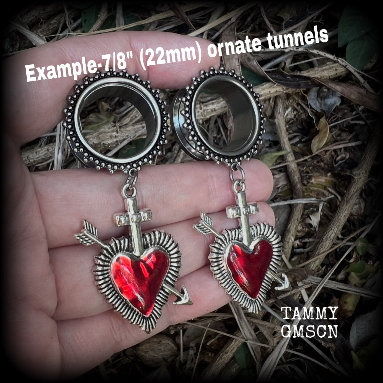 Red broken heart tunnel earrings-Punk tunnel earrings