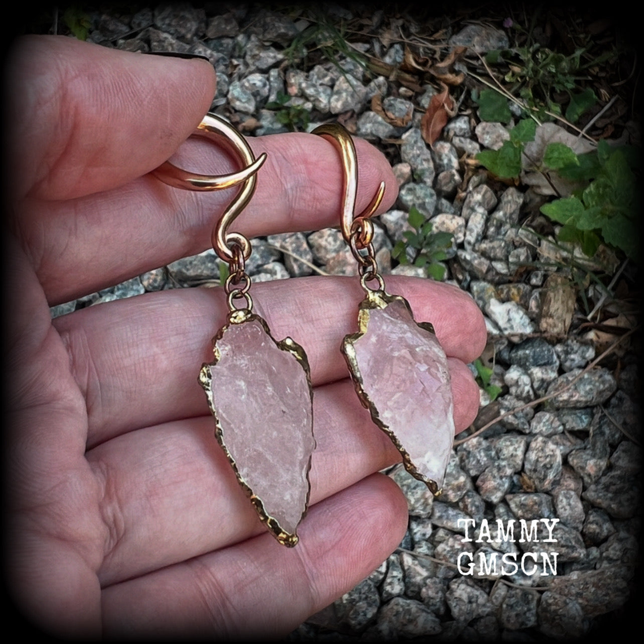 These earrings feature gorgeous baby pink arrowhead gemstones, measuring just over 6.5cms from tip to tip, and weighing approx 8 grams each, nice and dangly and not too heavy.  These earrings have been made on 6 gauge (4mm) surgical steel full curls, to be worn in stretched lobes.