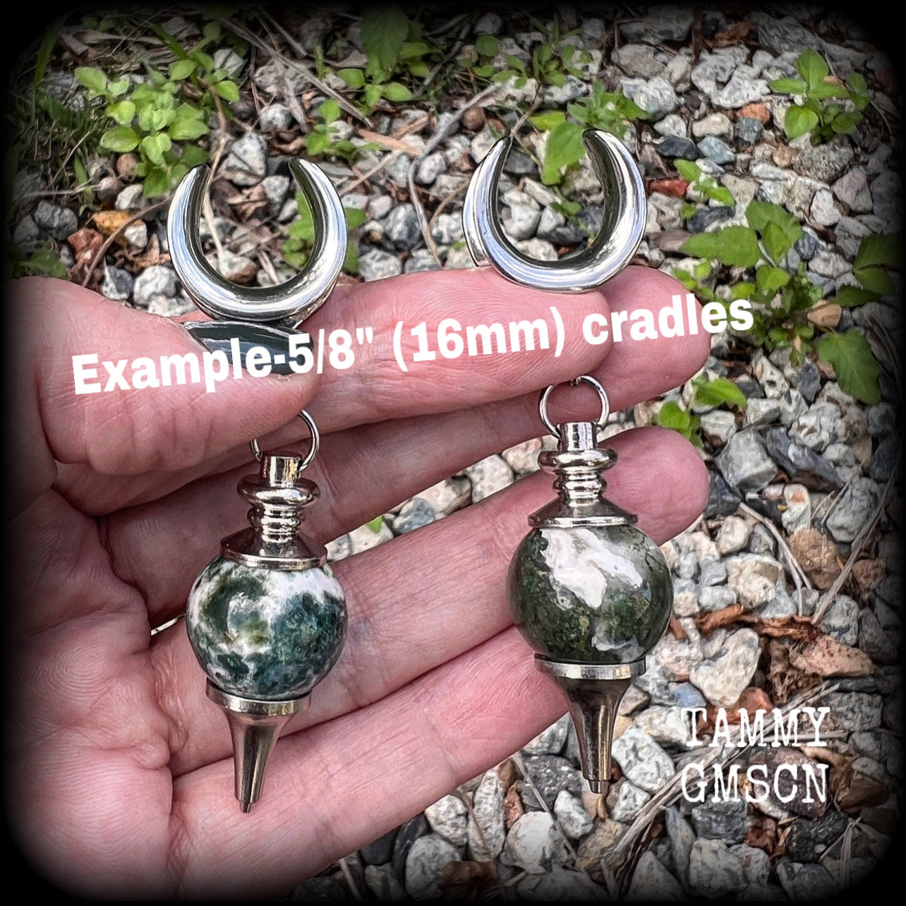 Moss jasper earrings Moss jasper ear hangers Moss jasper ear weights Moss jasper gauged earrings Cottagecore earrings Cottagecore jewellry Witchy Forestcore Forestpunk 6 g 2 gauge 0 gauge 00 gauge 12mm 14mm 16mm 19mm 22mm 25mm 28mm 30mm body jewelry