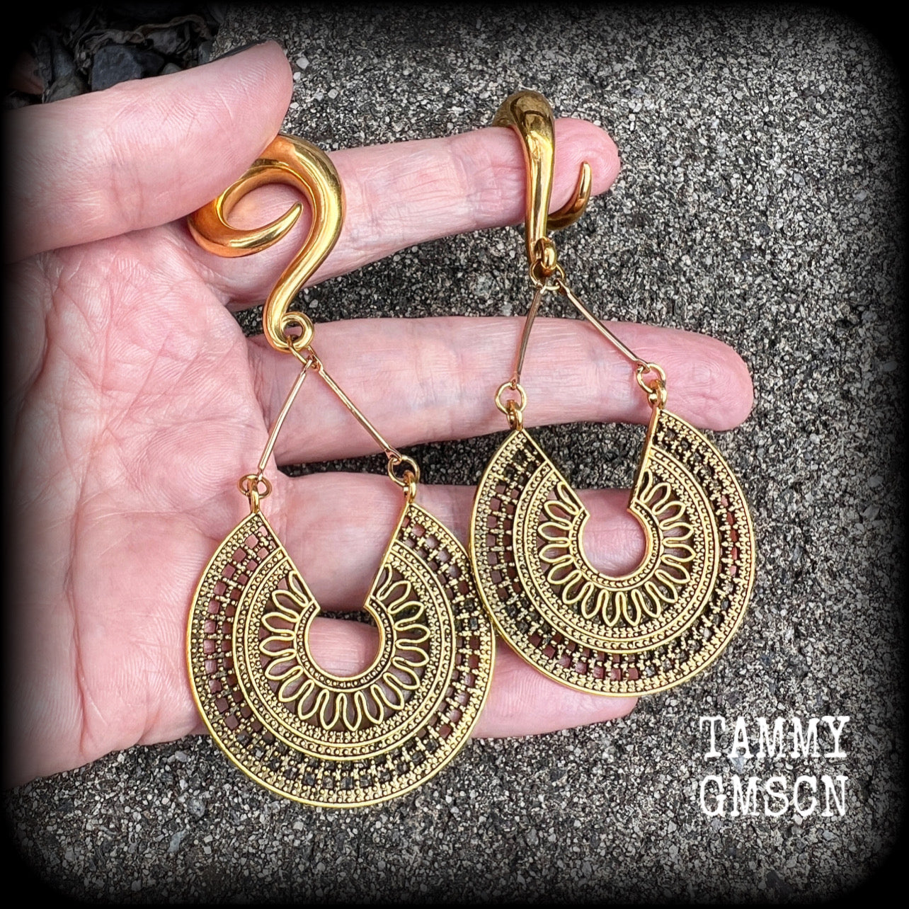 Mandala gauged earrings 0 gauge ear weights Ear hangers Geometric earrings Mandala ear weights Warrior woman Tribal ear weights Stretched ears Gauged Boho ear gauges Sacred geometry ear gauges 4mm 6mm 8mm 10mm 12mm 14mm 16mm 19mm 22mm 25mm 28mm 30mm