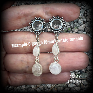 These earrings have been made with beautiful transluscent rainbow moonstone gemstones, are light weight weighing approx 5 grams each and measure approx 5cms from tip to tip.  This pair has been made with 0 gauge (8mm) gauge ornate surgical steel screw fit tunnels, for stretched lobes.