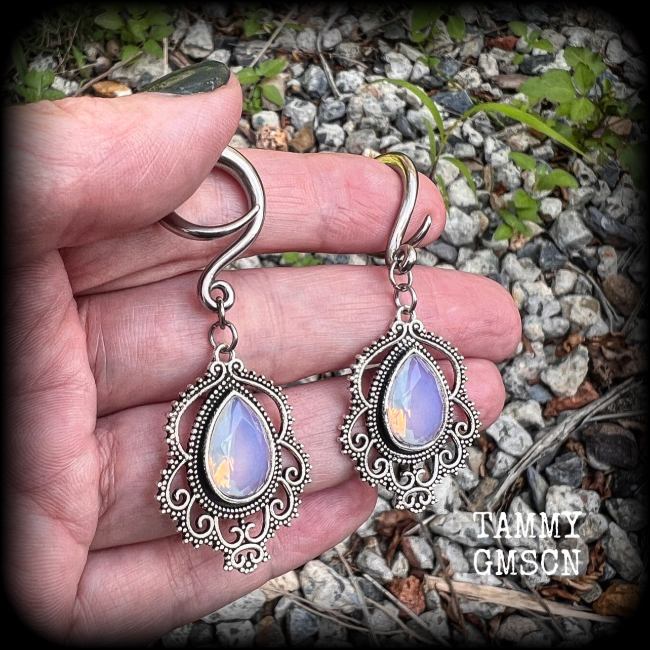 Moonstone ear weights 6 gauge ear weights  Gauged earrings Body jewelry Gemstone ear gauges Gemstone tunnel dangles Gemstone plugs Gauges Stretched lobes Gemstone ear weights  Gauged ears 4mm 6mm 8mm 10mm 12mm 14mm 16mm 19mm 22mm 25mm 28mm 30mm