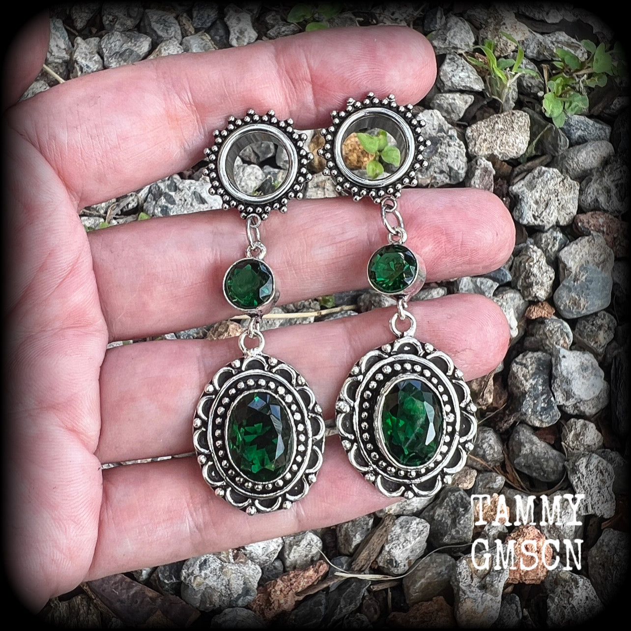 Gemstone gauges