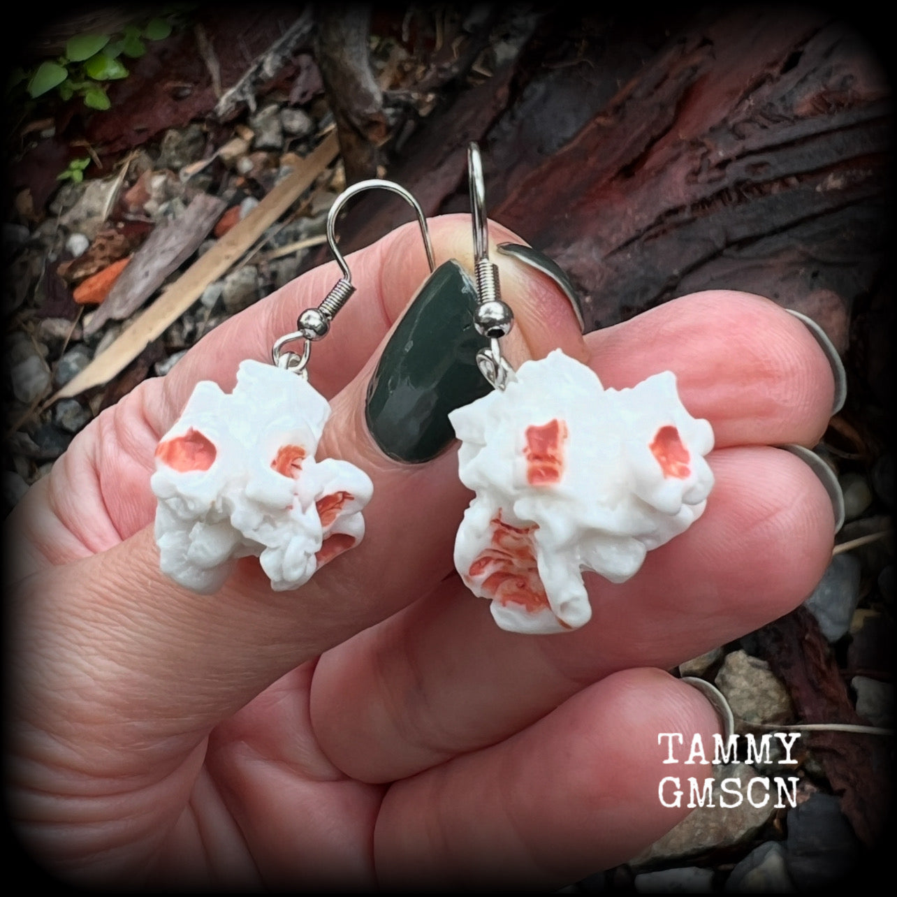 These pop corn earrings are too cute, measuring just on 4cms from tip to tip, and are super light weight at only a few grams each.

This pair has been made on stainless steel french hooks, suitable for pierced ears.