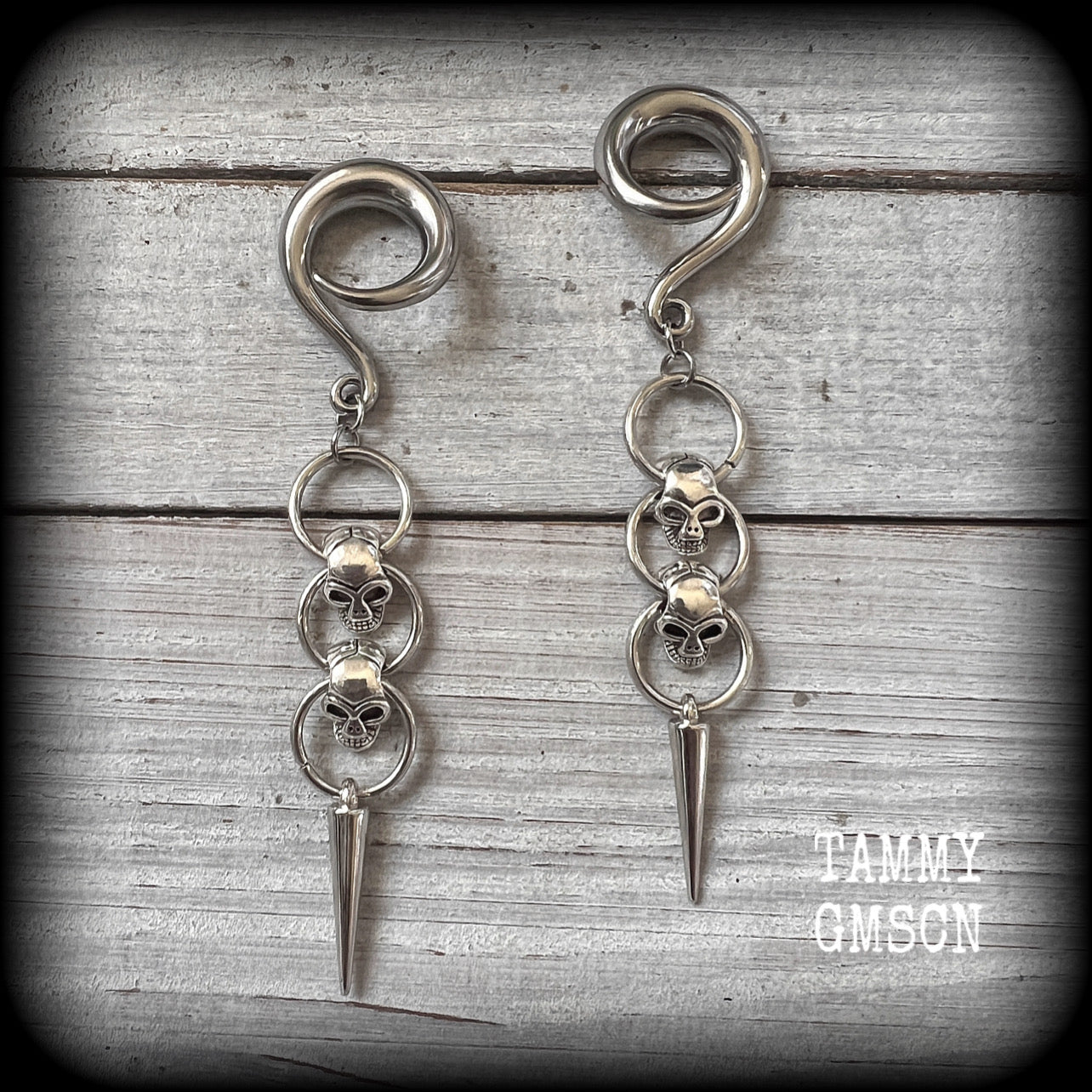 Metal skull gauged earrings-Punk rock earrings