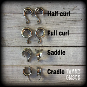 Black onyx gauged earrings-Hanging gauges