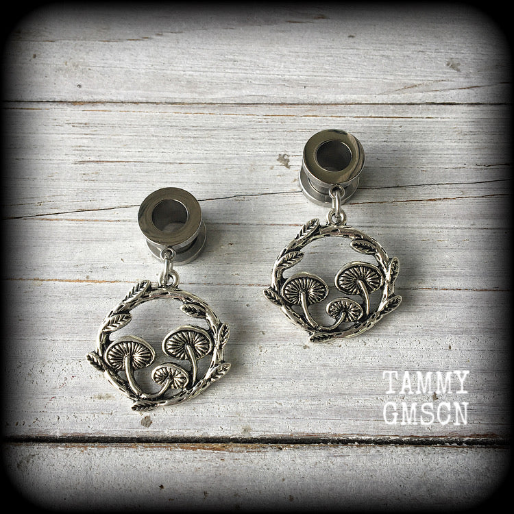 Mushroom tunnel earrings 