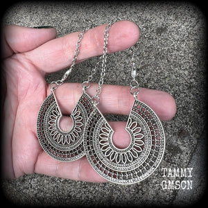 Mandala ear gauges Mandala earrings Mandala ear weights Mandala jewelry Mandala ear hangers 6 gauge ear weights Sacred geometry Body jewelry Stretched ears Tunnel earrings Tunnel dangles Pierced ears Stretched libes Gauged ears Gauged earrings 4mm 6mm 8mm 10mm 12mm 14m