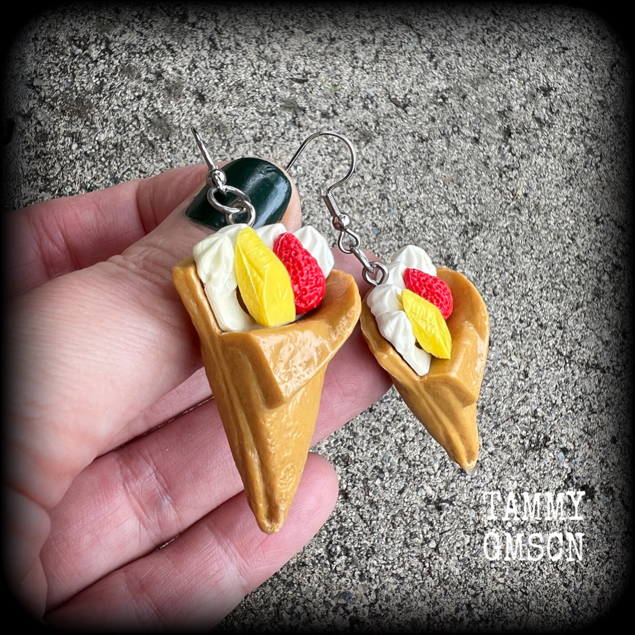 Crepes earrings Crepe earrings Dessert earrings Ice Cream earrings Ice cream jewelry Body jewelry Food earrings Pierced ears Stretched lobes Cake earrings Biscuit earrings Pastries earrings Food jewellery Novelty earrings Kitsch earrings 