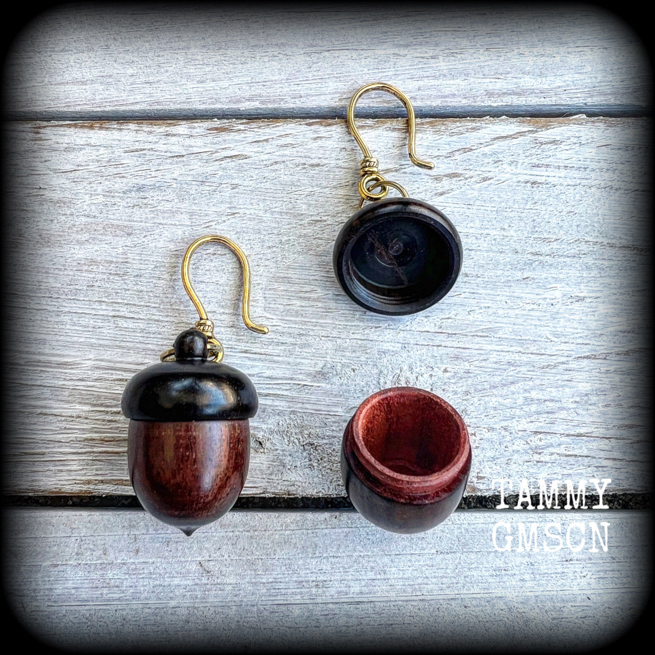 Acorn earrings 