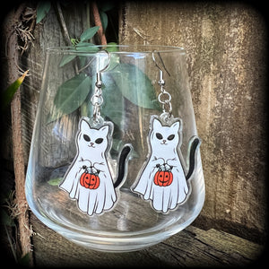 Ghost cat earrings Ghost earrings Jack o' lantern earrings Halloween earrings Spooky cute earrings Supernatural Spectre Ghost hunting Truck or treat Spooky earrings Halloween jewelry Cute earry Tunnels Plugs Ear gauges Gauged ears Pierced ears