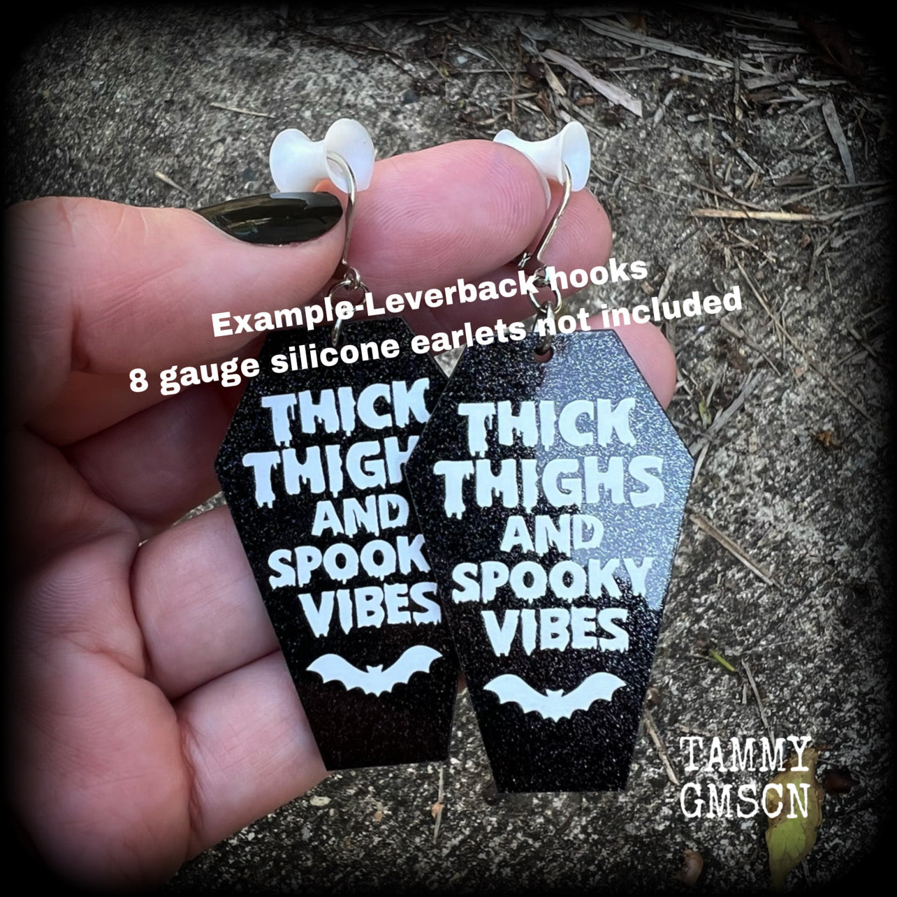 Spooky vibes earrings 