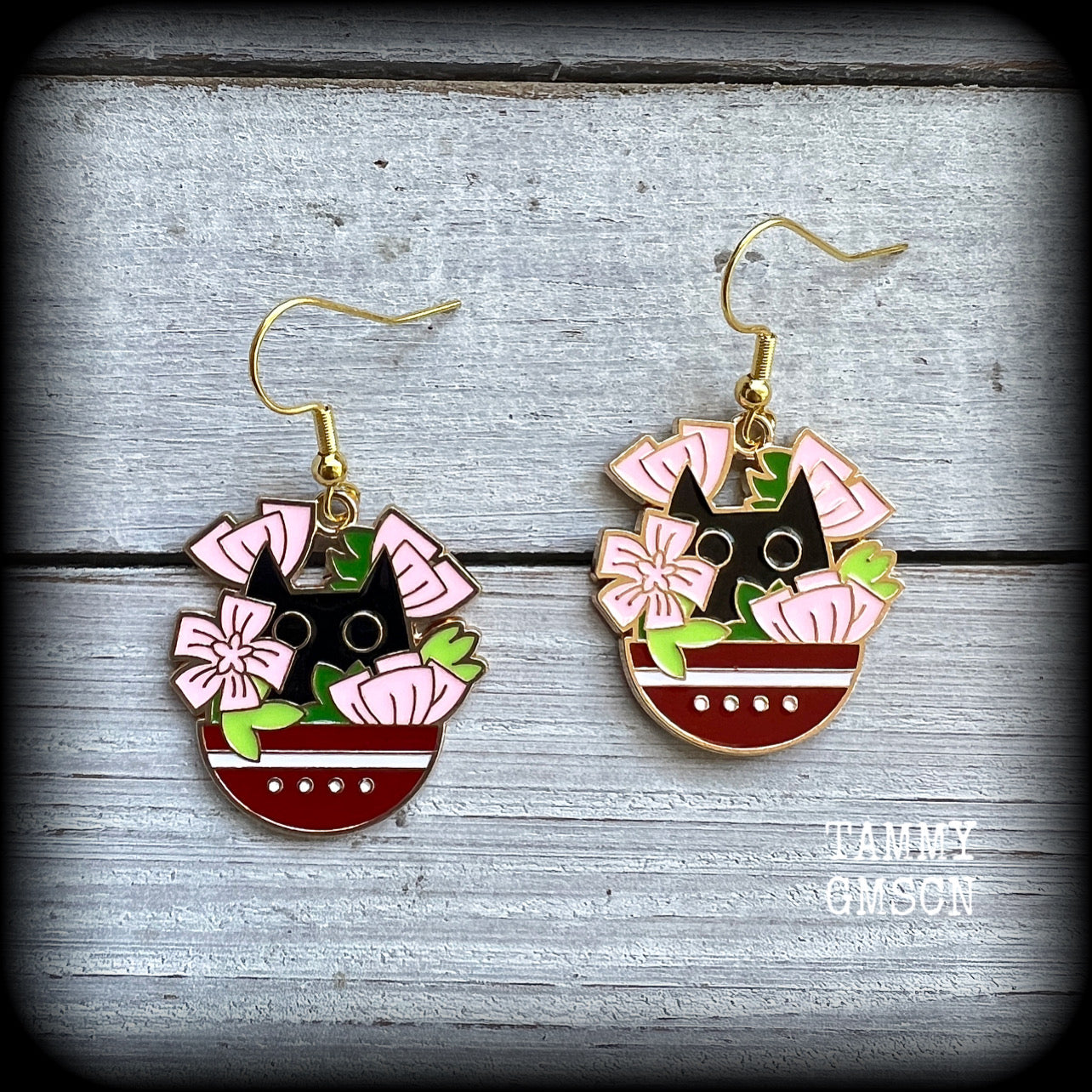 Black cat and pink flowers earrings