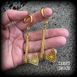 These awesome antique gold viking axe gauged earrings measure just under 8cms from tip to tip, weigh approx 10 grams each.
This pair have been made on 6 gauge (4mm) surgical steel full curl hooks, to be worn in stretched lobes.