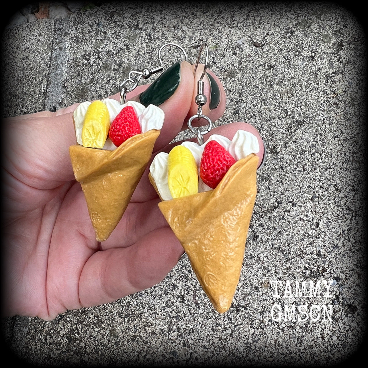 Crepes earrings Crepe earrings Dessert earrings Ice Cream earrings Ice cream jewelry Body jewelry Food earrings Pierced ears Stretched lobes Cake earrings Biscuit earrings Pastries earrings Food jewellery Novelty earrings Kitsch earrings 