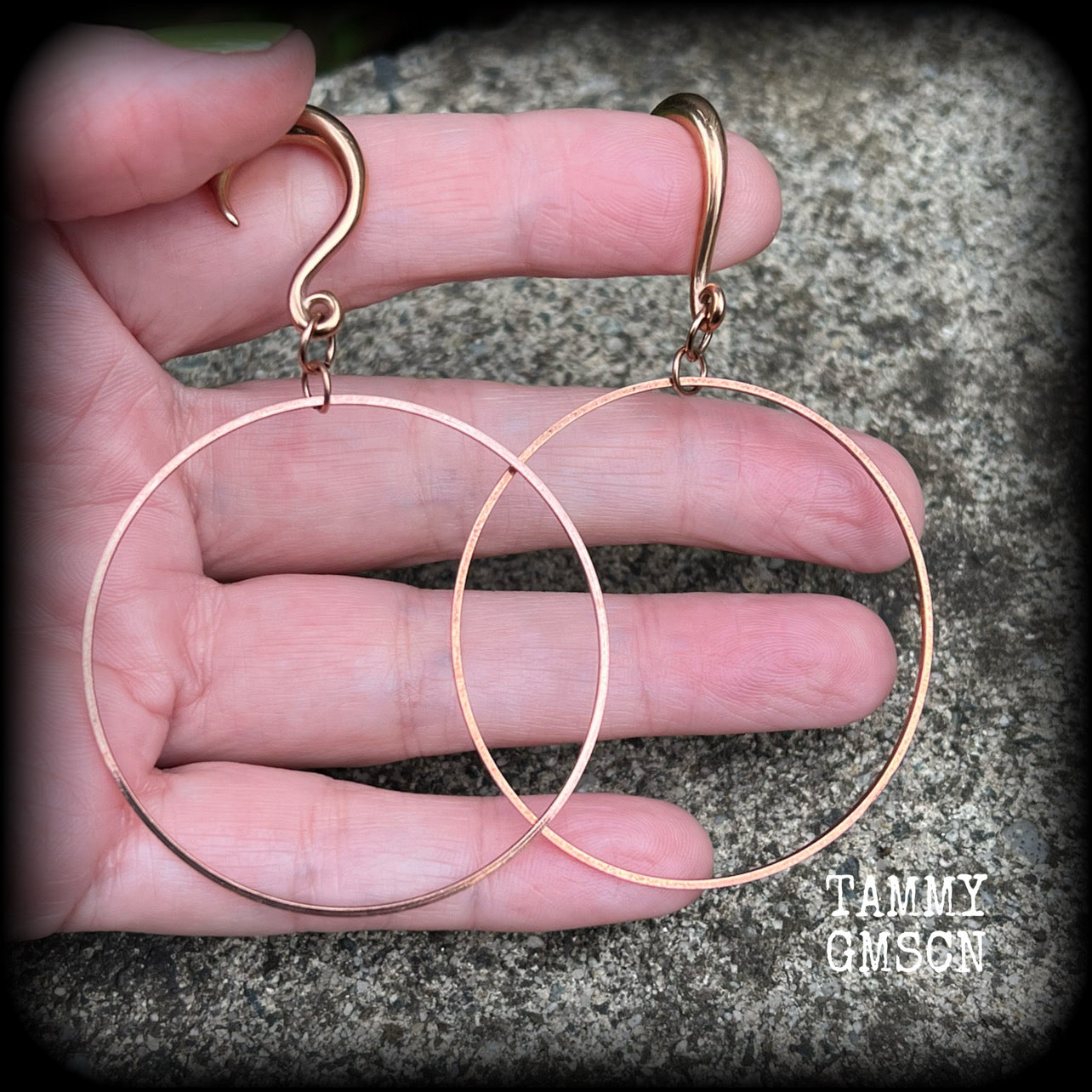 Hoops for stretched lobes Rose gold hoop earrings Hoop gauged earrings Hoop ear weights Tunnel hoops 6 gauge ear hangers 6g 2g 0g 00g 1/2" 9/16" 5/8" 3/4" 7/8” 1” Stretched ears Stretched lobes Gauged ears Body jewelry ear gauges