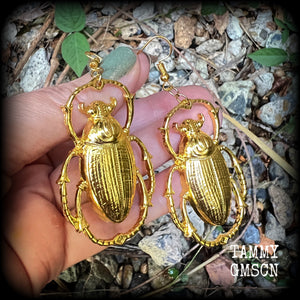 This is a pair of beautiful big antique gold scarab beetle earrings, made on french hooks for pierced ears. 