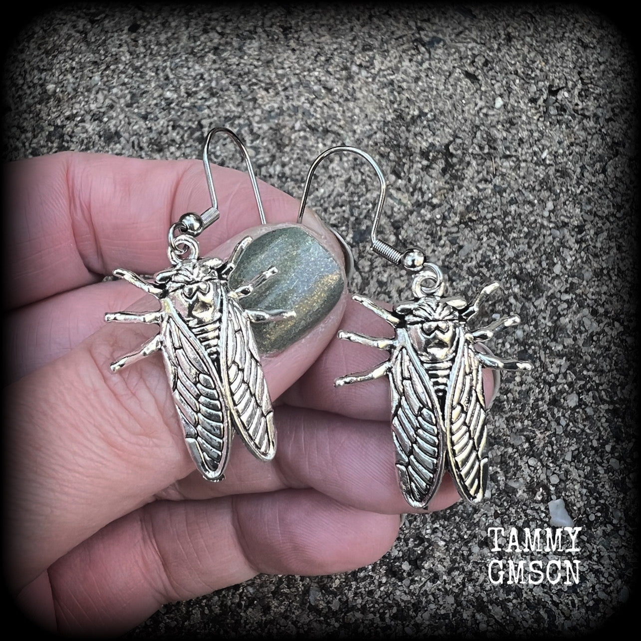 Insect earrings 