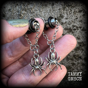 Tunnel earrings 