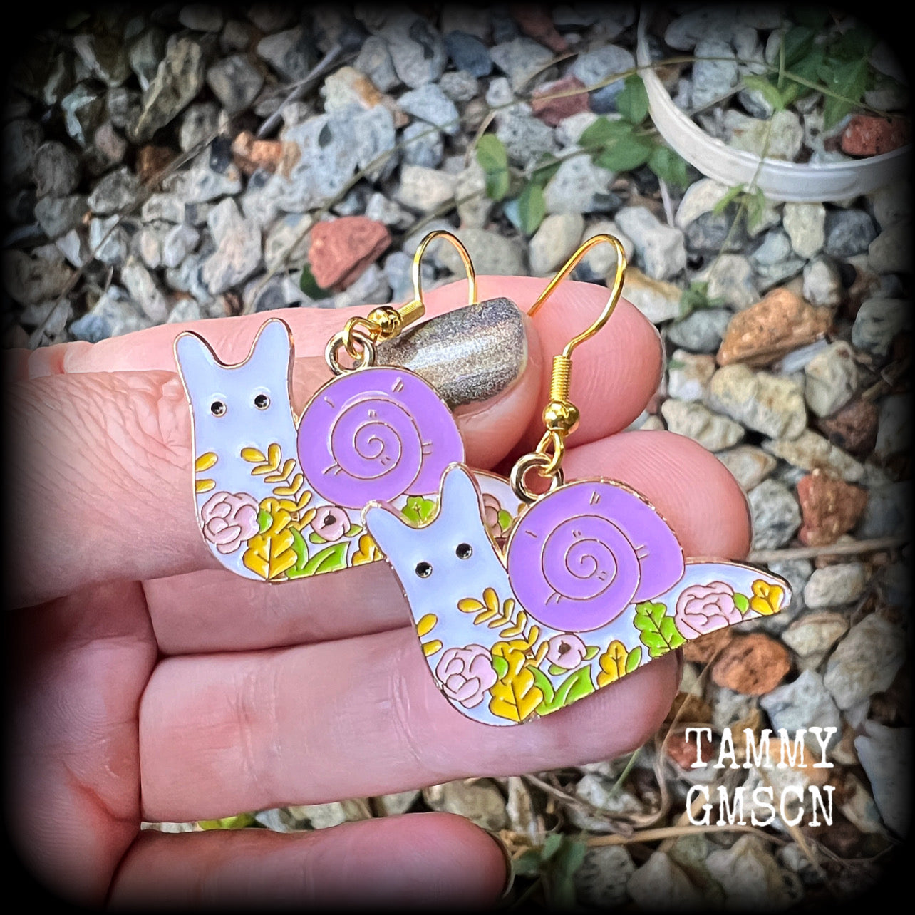 Snail earrings-Mon mon snail earrings