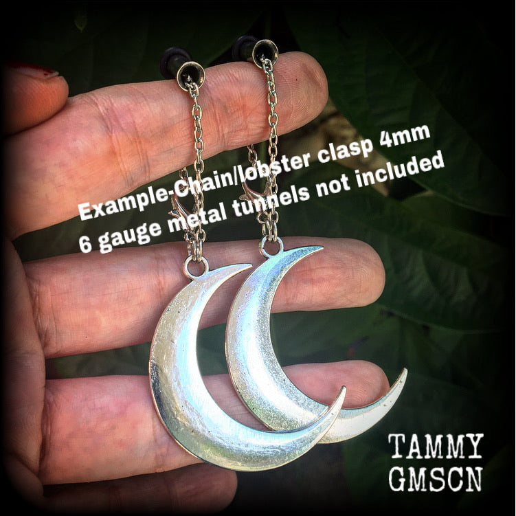 Crescent moon body jewelry 