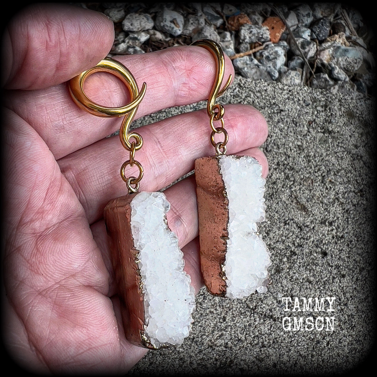 Measuring just 7.5 cms from tip to tip, and weighing approx 13 grams each, these gorgeous rustic white druzy and antique gold earrings have been made on 6 gauge (4mm) titanium coated surgical steel full curl hooks, to be worn in stretched lobes.