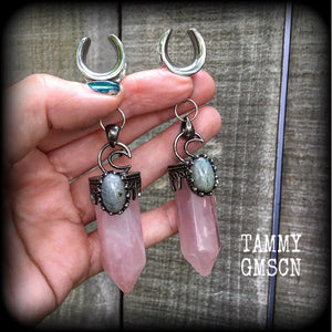 Labradorite ear weights Rose Quartz ear weights Labradorite gauged earrings 5/8” ear weights Body jewelry Gemstone ear weights 6g 2g 0g 00g 1/2” 9/16” 3/4” 7/8” 1” 1.10' 1.18" Ear gauges Stretched ears Stretched lobes Gauged ears Earrings for stretching