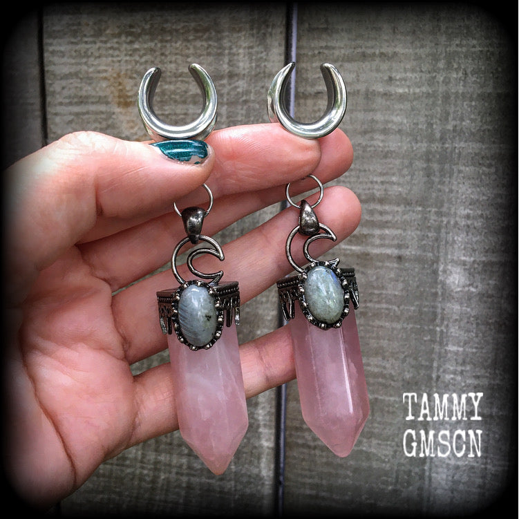 Rose Quartz ear weights Labradorite gauged earrings 5/8” ear weights Body jewelry Gemstone ear weights 6g 2g 0g 00g 1/2” 9/16” 3/4” 7/8” 1” 1.10' 1.18" Ear gauges Stretched ears Stretched lobes Gauged ears Earrings for stretching