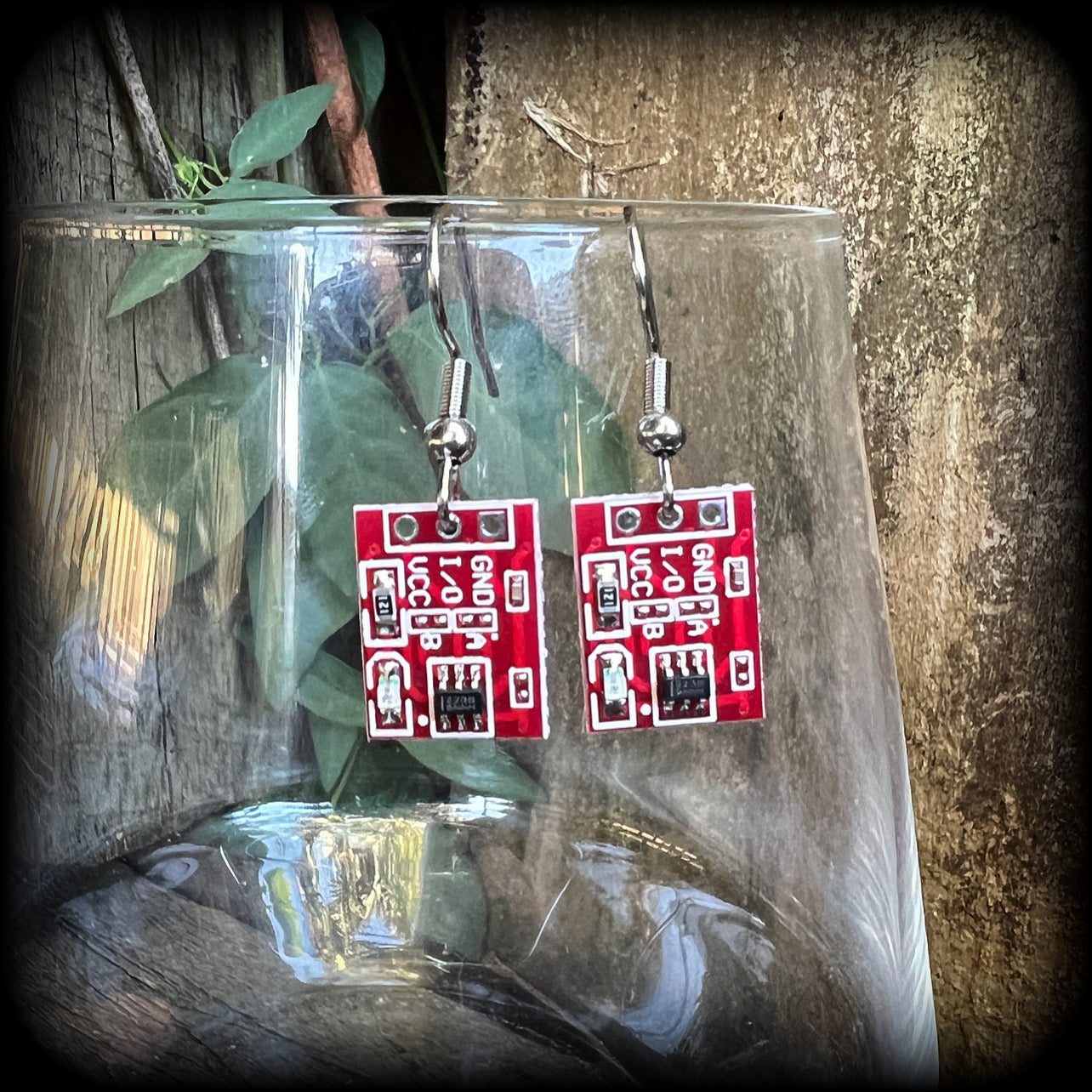 Circuit board jewelry 