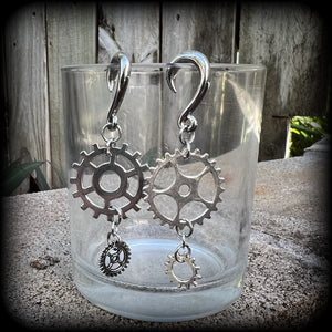 Cog ear gauges-Steampunk gauged earrings