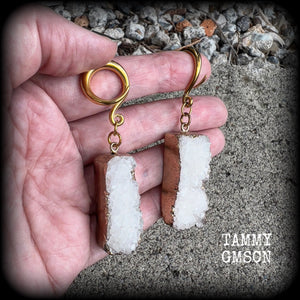 Measuring just 7.5 cms from tip to tip, and weighing approx 13 grams each, these gorgeous rustic white druzy and antique gold earrings have been made on 6 gauge (4mm) titanium coated surgical steel full curl hooks, to be worn in stretched lobes.