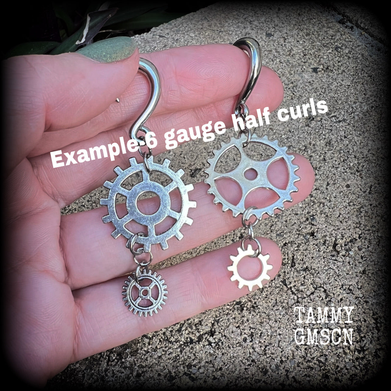 Cog ear gauges-Steampunk gauged earrings