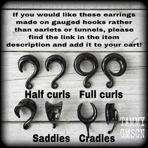 Gauged hooks 