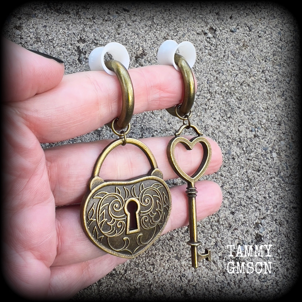 Antique bronze padlock and key hoop earrings-Tunnel hoops