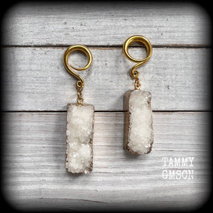 Measuring just 7.5 cms from tip to tip, and weighing approx 13 grams each, these gorgeous rustic white druzy and antique gold earrings have been made on 6 gauge (4mm) titanium coated surgical steel full curl hooks, to be worn in stretched lobes.