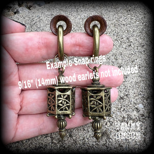 Body jewelry 